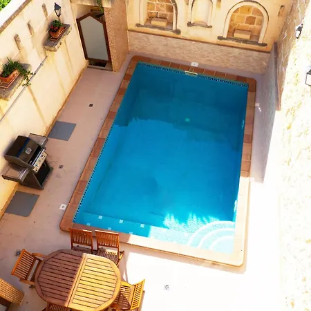 Mixel Gozitan And Pool - Happy Apartment