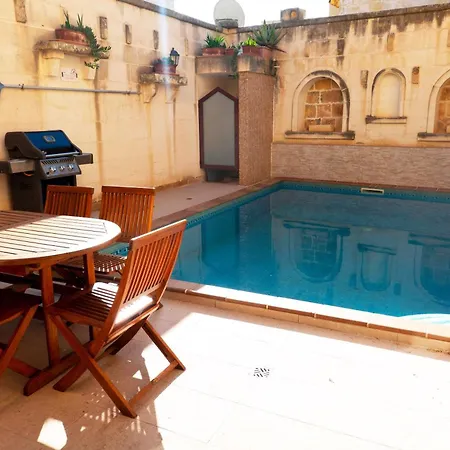 Mixel Gozitan And Pool - Happy Apartment *