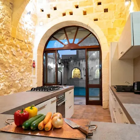 Mixel Gozitan Villa&pool - Happy Sannat