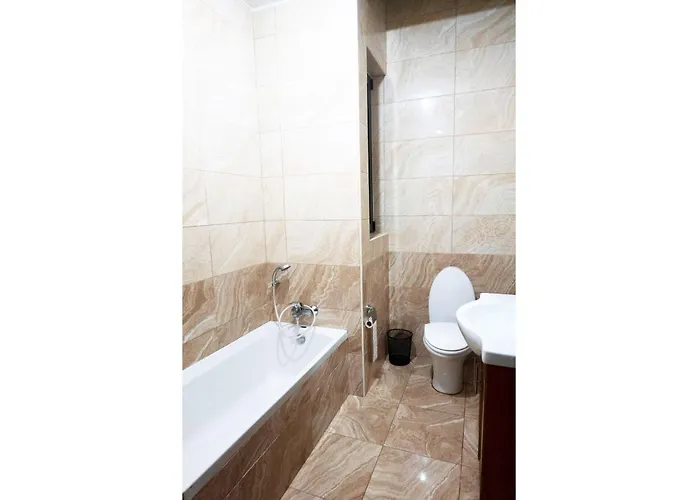 Mixel Gozitan And Pool - Happy