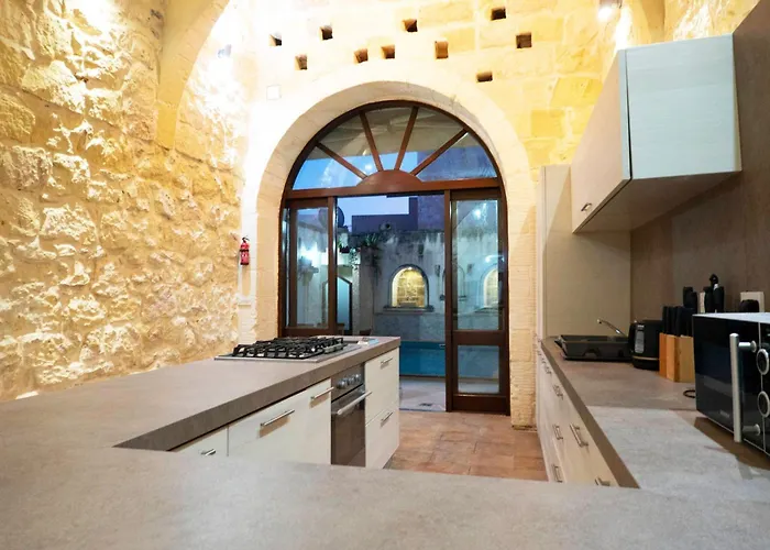 Mixel Gozitan And Pool - Happy アパート サーナ